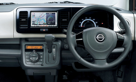 H22年式 で車検R9年4月の日産モコ 足として良し 部品取りもよし13