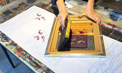 郡上八幡観光】タカラギャラリーワークルームでシルクスクリーン印刷を