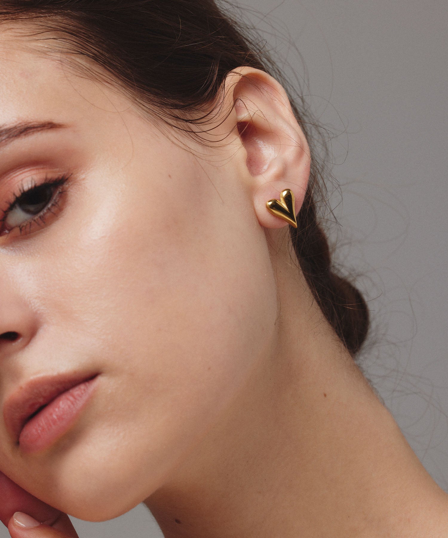 ゴールド]シンプルハートピアス