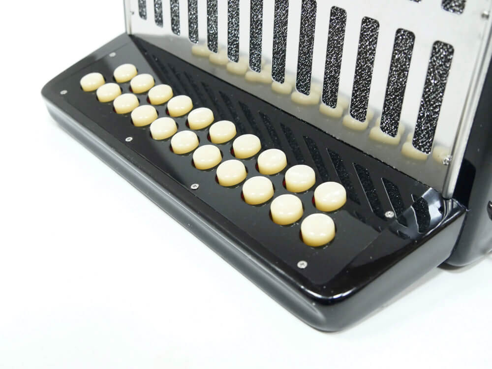 ケルトの笛屋さん | 商品詳細 | ボタン式アコーディオン C#/D Busker