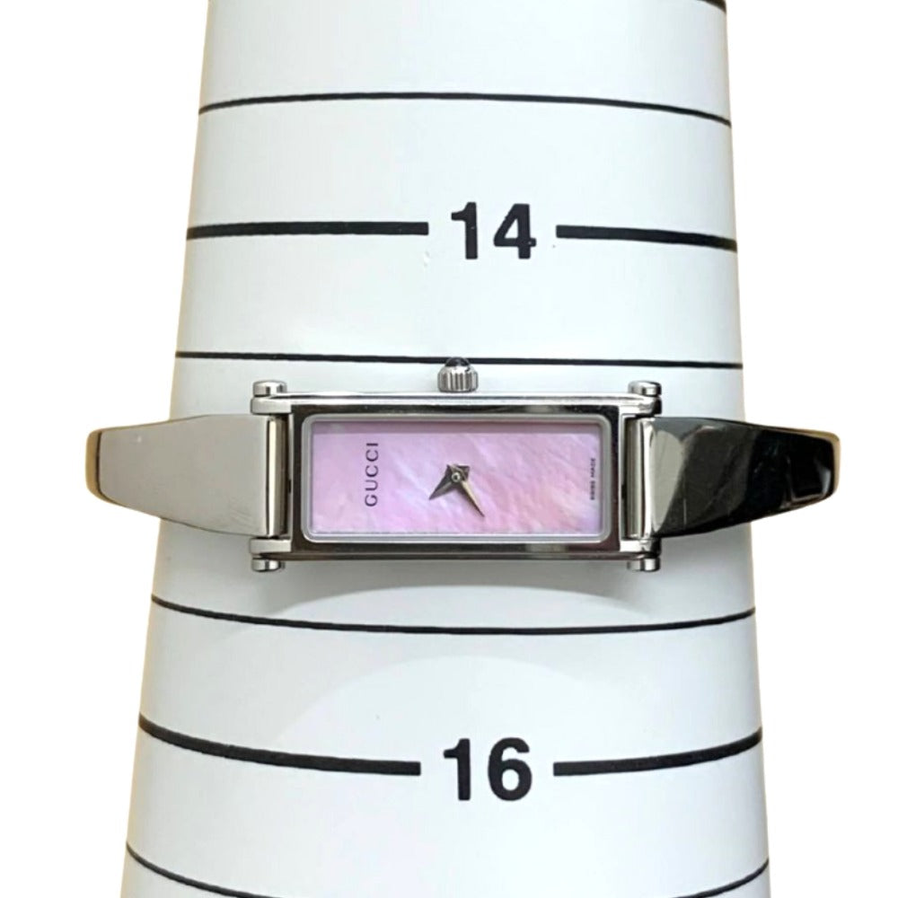 GUCCI グッチ 腕時計 1500L バングル型 クォーツ ピンクシェル文字盤