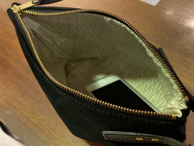 一つでもバックの中にでも＜JOHN CHAPMAN（ジョン チャップマン