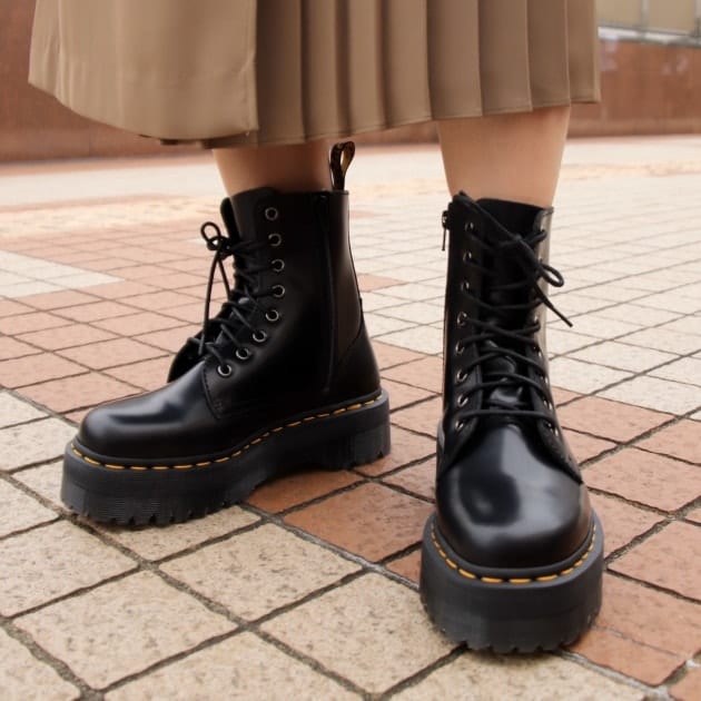 DR. MARTENS] JADON MAX 8ホール厚底 (24.5cm) ドクターマーチン(DR