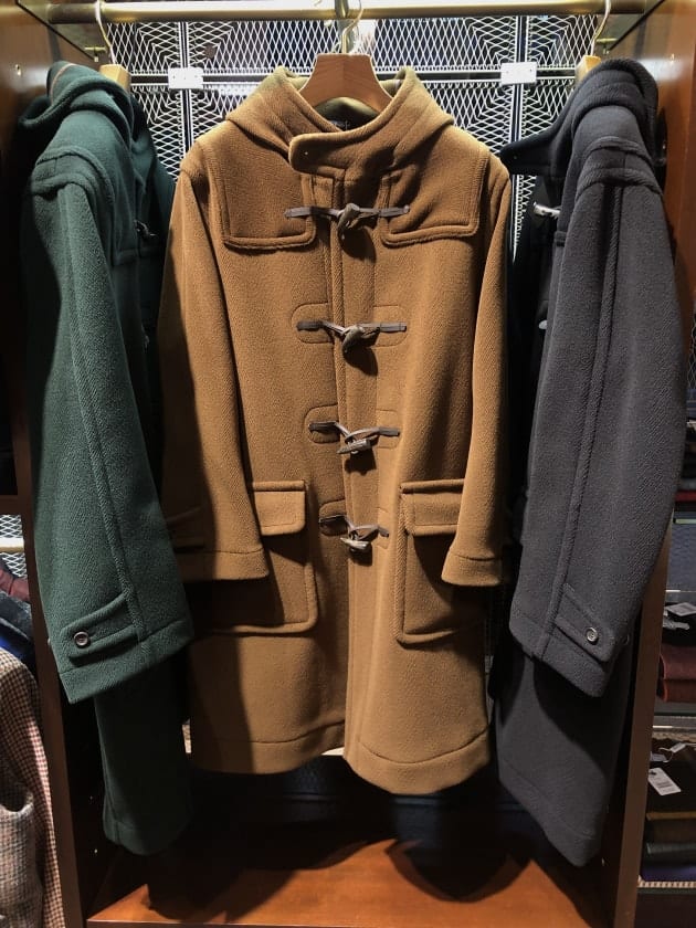 INVERTERE × BEAMS F＞ 別注ダッフルコート：今年の新色編｜ビームス