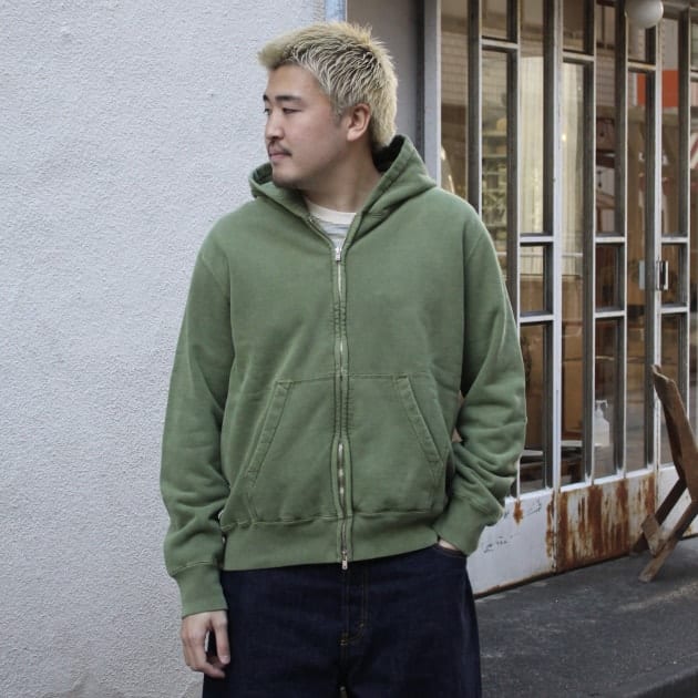 BEAMS PLUS × REMI RELIEF / Sweat Zip Hoodie｜ビームス 二子玉川｜BEAMS