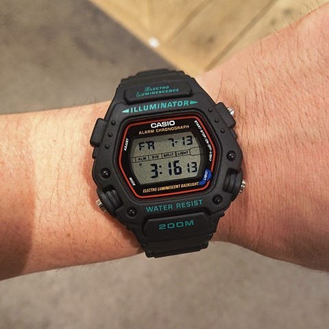 MILITARY DESIGN 軍用時計物語 今井今朝春 軍用時計物語: ミリタリー