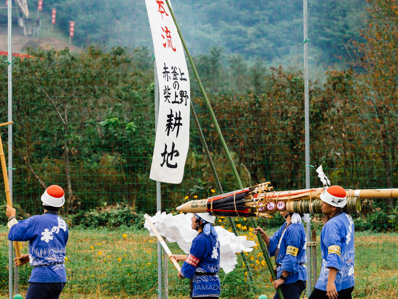 人々の思いを乗せて打ち上がる農民ロケット！ 秩父の「龍勢祭り」を見