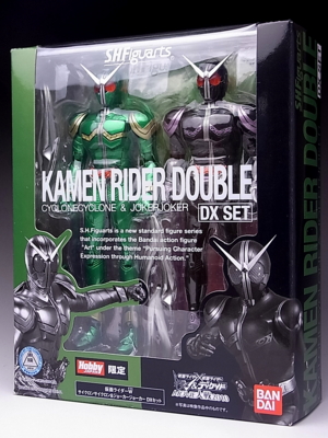 S.H.フィギュアーツ 仮面ライダーW サイクロンサイクロン＆ジョーカー