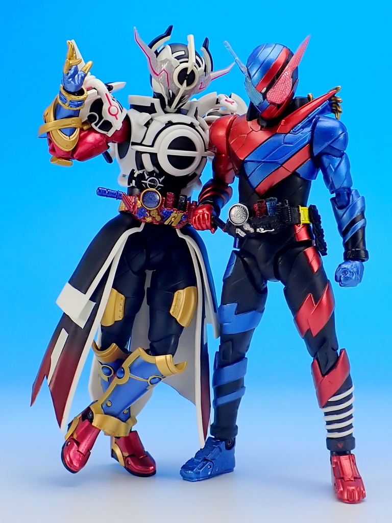 S.H.フィギュアーツ 仮面ライダーエボル ブラックホールフォーム で