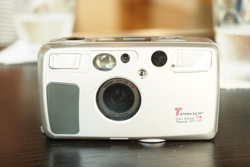 京セラ TPROOF Carl Zeiss Tessar 35mm 動作ジャンク 京セラ TPROOF