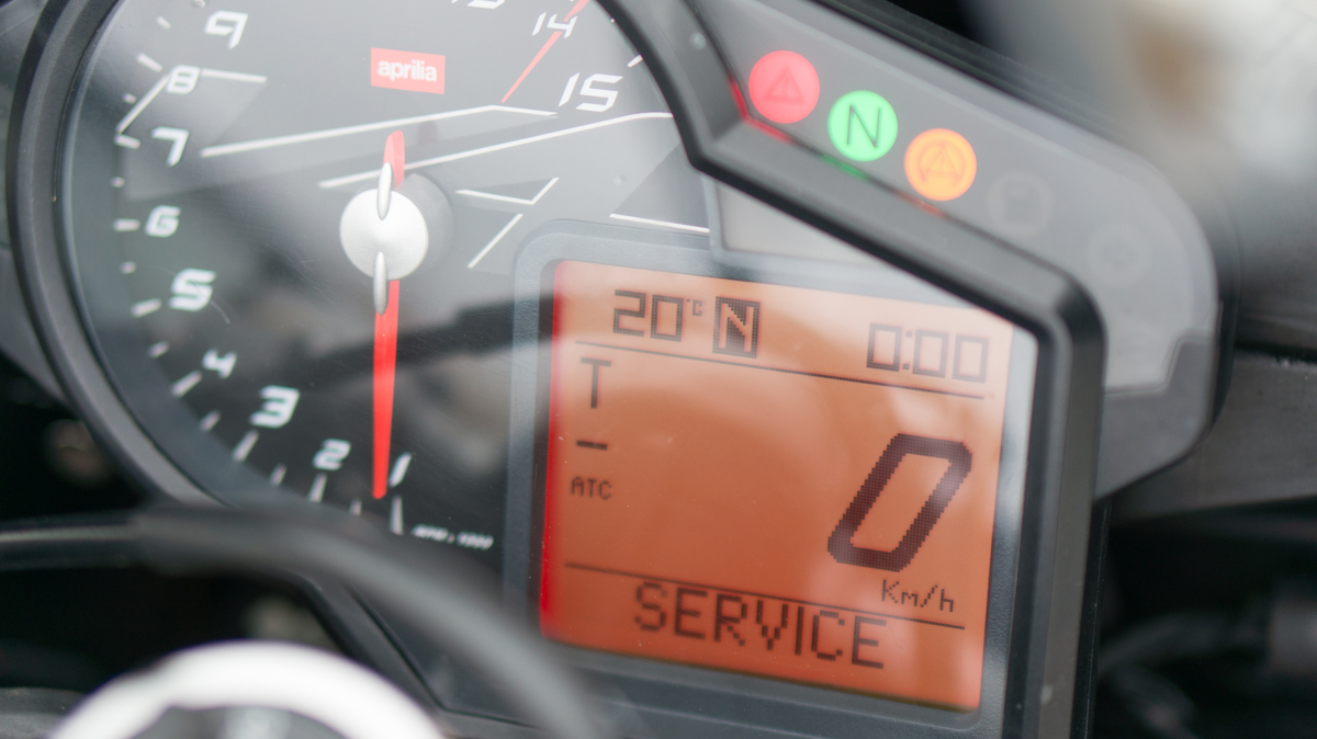 RSV4のフルパワー化～自分でECUにマップを書いてみる（190525追記