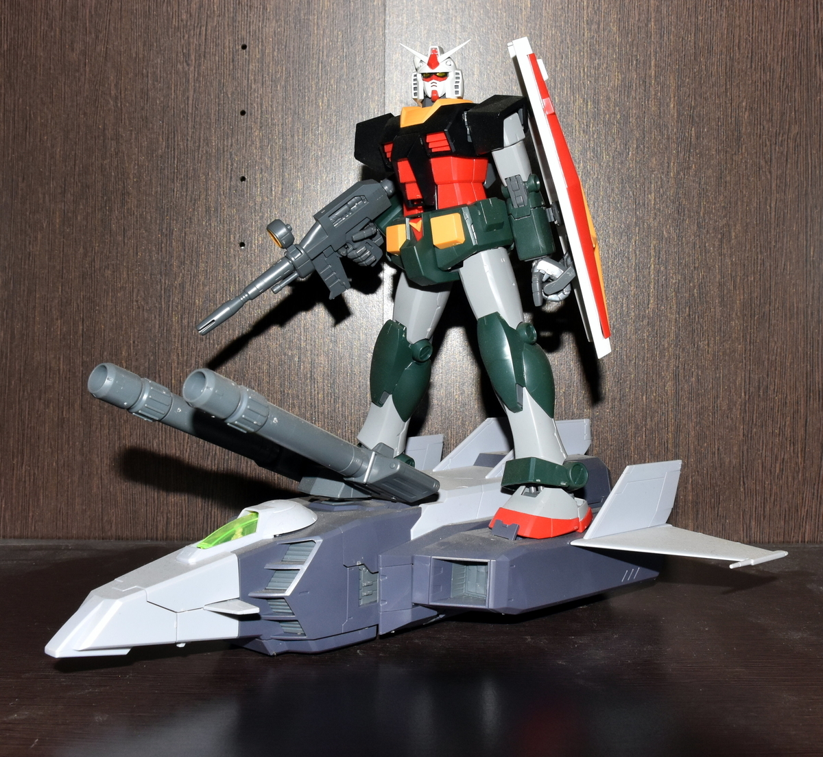 MG 1/100 Gアーマーリアルタイプカラー試作型戦術支援メカ G-ARMOR