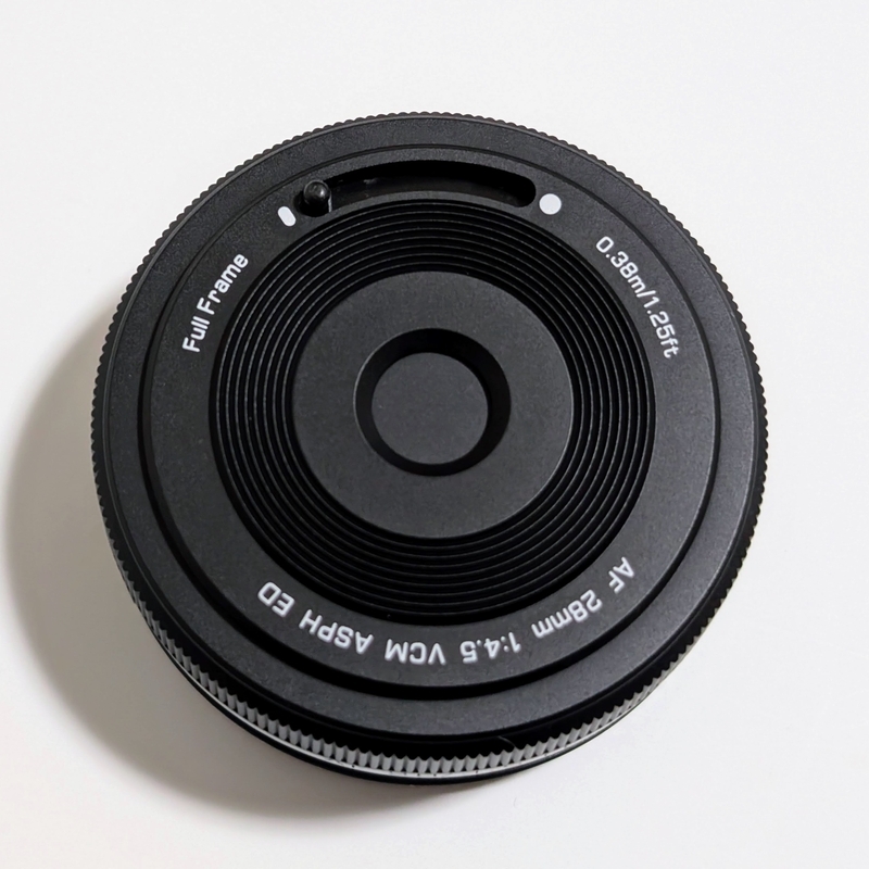 パンケーキレンズ VILTROX AF 28mm F4.5 AIRは安くて軽くて気軽に