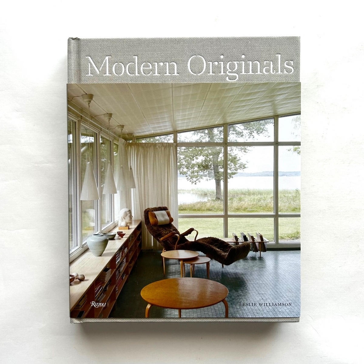 Modern Originals MidCentury European Designers / Leslie Williamson