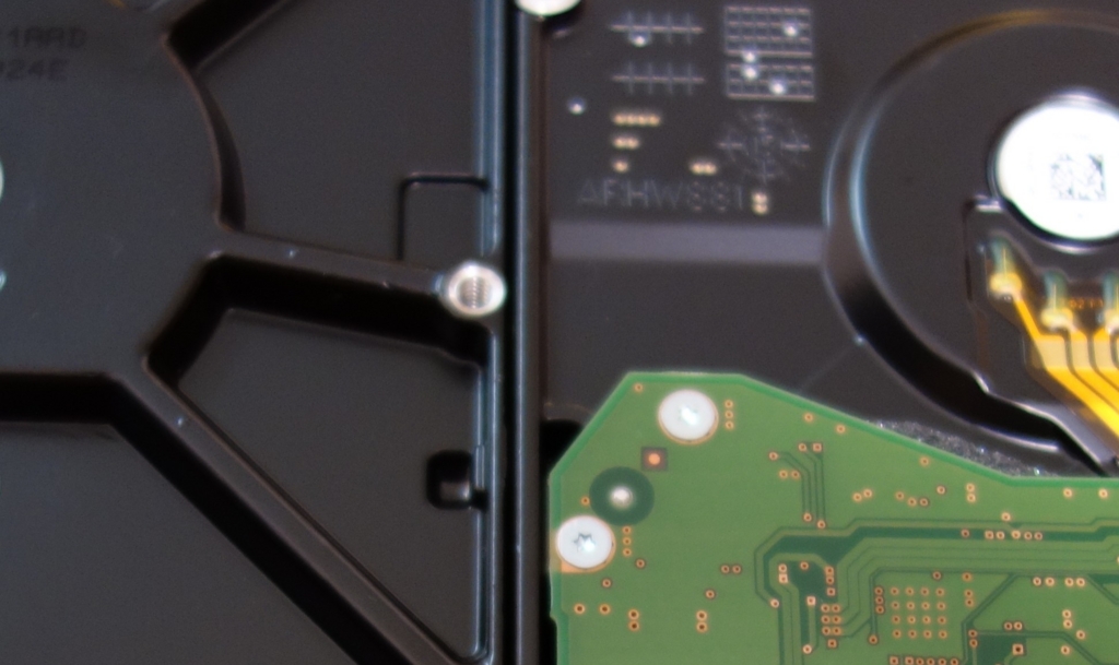 8TBの大容量HDD「WD Red WD80EFZX」購入レビュー - 力こそパワー