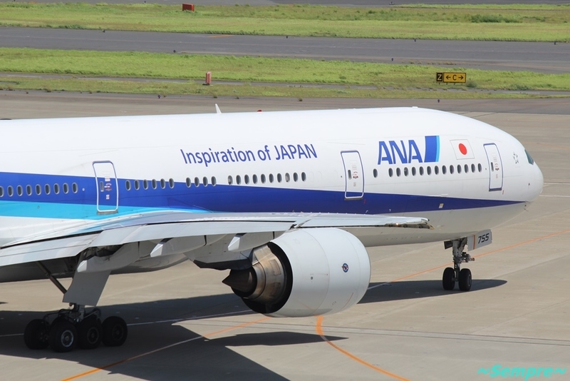 全日空商事 ANA B777-300 風塗装 JA752A 1/400スケール NH40012