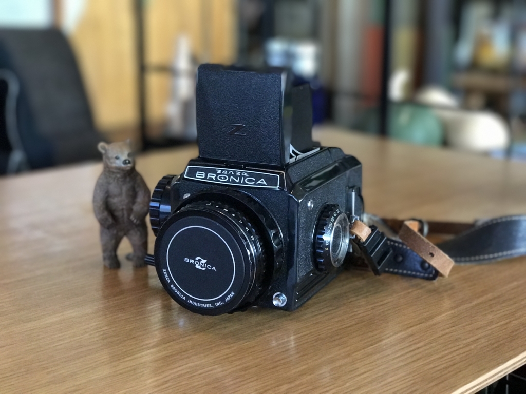 中判フィルムカメラのゼンザブロニカS2をお借りしました - karaage