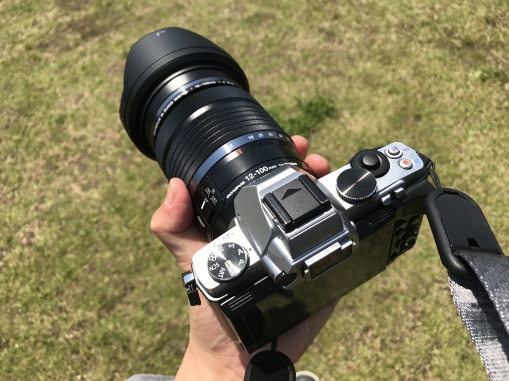 マイクロフォーサーズの究極の便利ズームレンズ「OLYMPUS M.ZUIKO