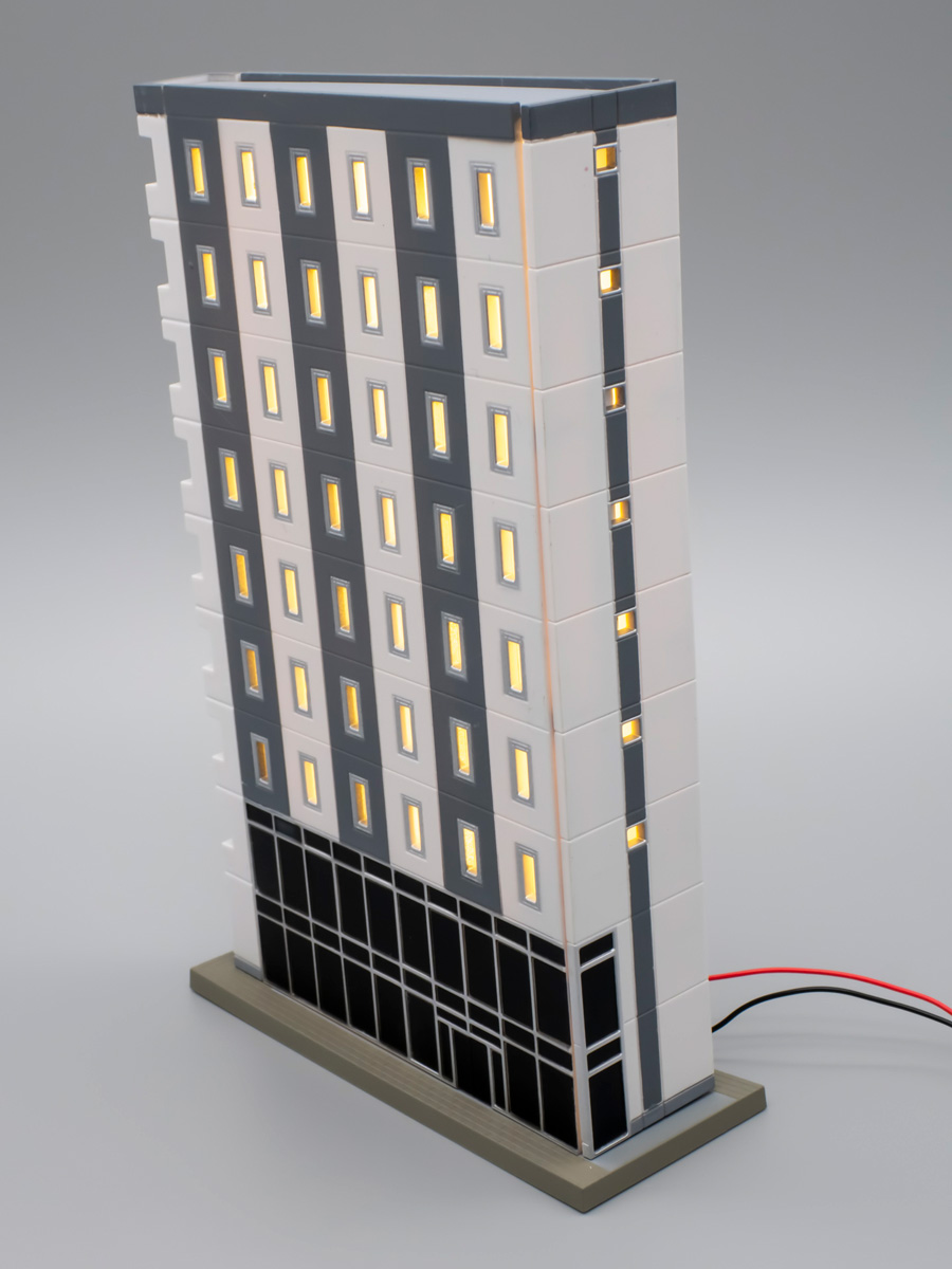 Nゲージ】薄型ビル（ホテル）のストラクチャー（ジオラマ）を購入