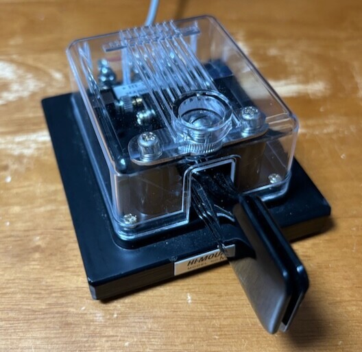 愛用の電鍵 ハイモンドMK-706 - 無線雑考〜JK1TFZ〜