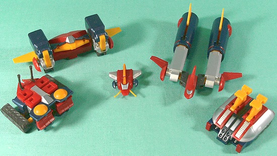 バンダイ カプセル合体 超電磁ロボ コン・バトラーV 全10種類 - さべっ