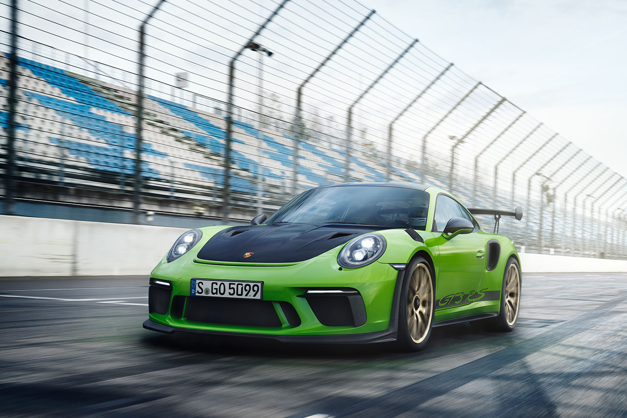 ポルシェ、ヴァイザッハ生まれの最新モデル『ポルシェ911 GT3 RS』を