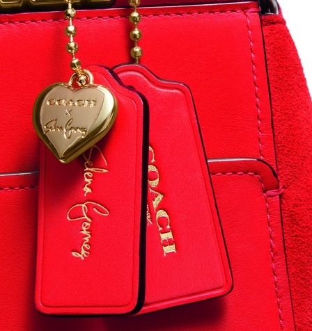 コーチとセレーナゴメスのコラボバッグ！予約受け付けスタート｜Jo