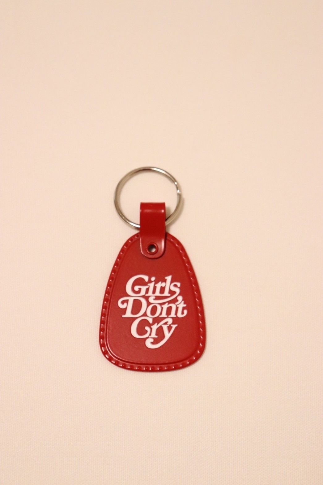 ☆大人気☆Girls Don't Cry Metal KEYCHAIN (Girls Don't Cry