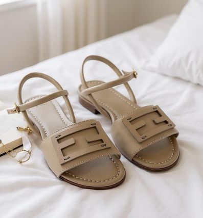 FENDI(フェンディ) キッズサンダル(ベビー・キッズ) - ブランド通販のBUYMA