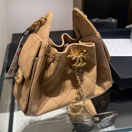 ベージュ系 CHANEL CHANEL 25(シャネル) トートバッグ(レディース