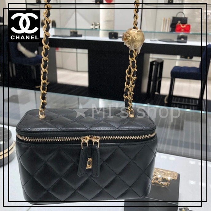 定番人気/ココボール】CHANEL バニティケース 長さ調整可能 (CHANEL