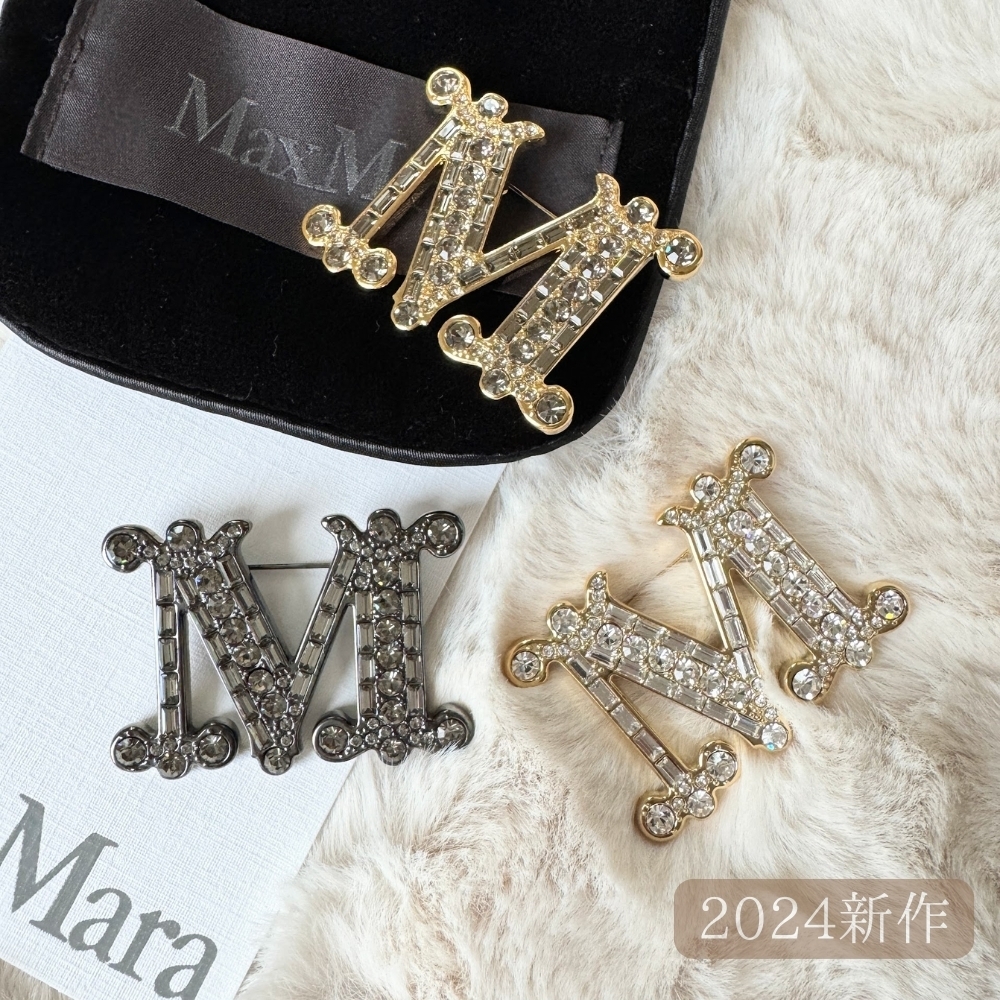 MaxMara/マックスマーラ Mロゴブローチ(クリスタル)
