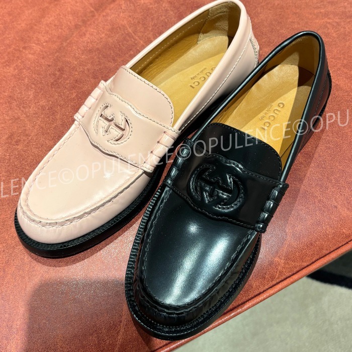 GUCCIグッチ セール インターロッキングG ウィメンズ ローファー
