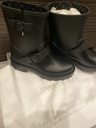 Jimmy Chooxレインブーツ(レディース)の口コミ・レビュー｜サイズ感や