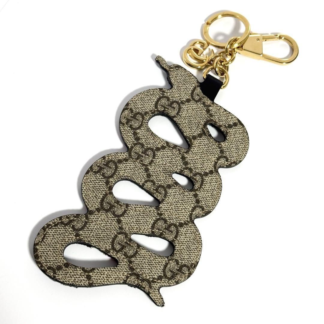 グッチ メンズ スネーク チャーム キーホルダー キーリング (GUCCI