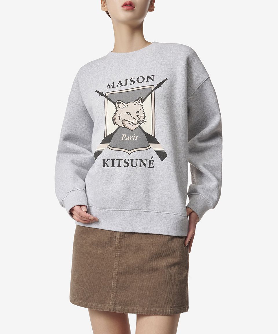 MAISON KITSUNE》 COLLEGE FOX PRINT COMFORT SWEATSHIRT (MAISON