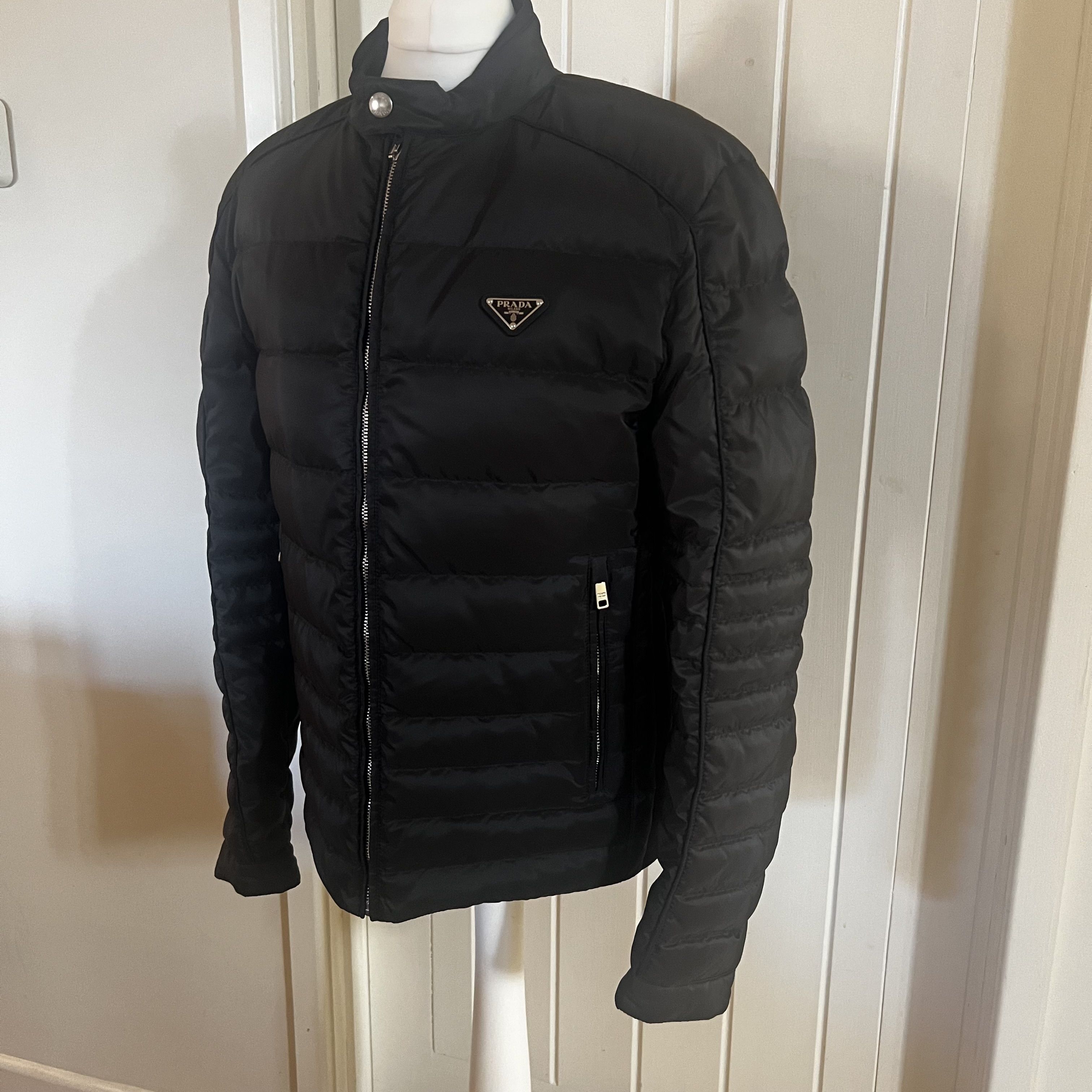 PRADA直営店】セール！ライダース ダウンジャケット SGH068 (PRADA