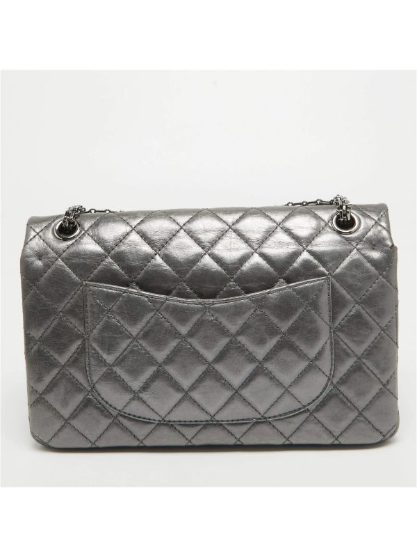 CHANEL Pre-Owned 2.55 Reissue Shoulder Bag | Grey | FARFETCH