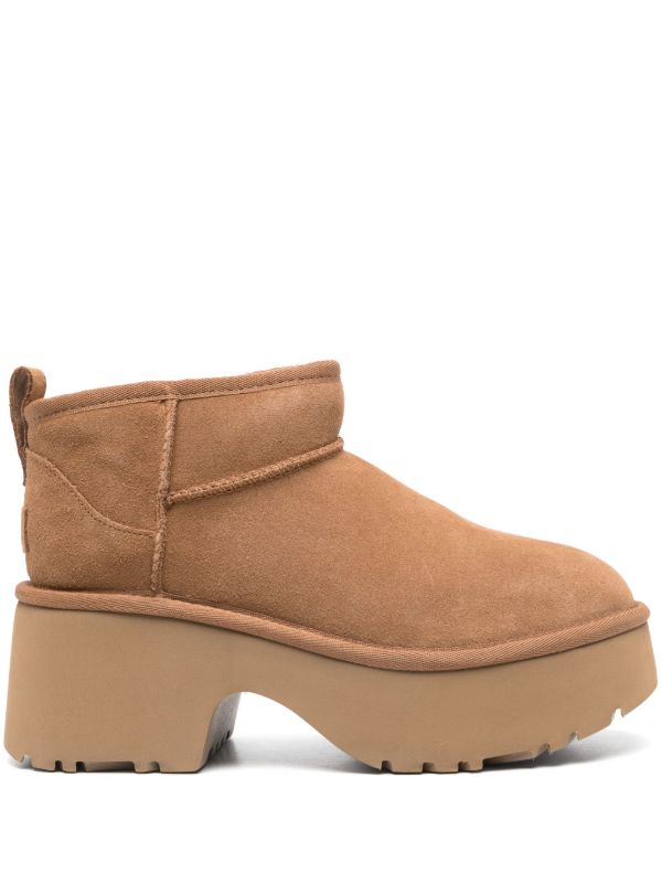 UGG Classic Ultra Mini New Heights ブーツ | ブラウン | FARFETCH JP