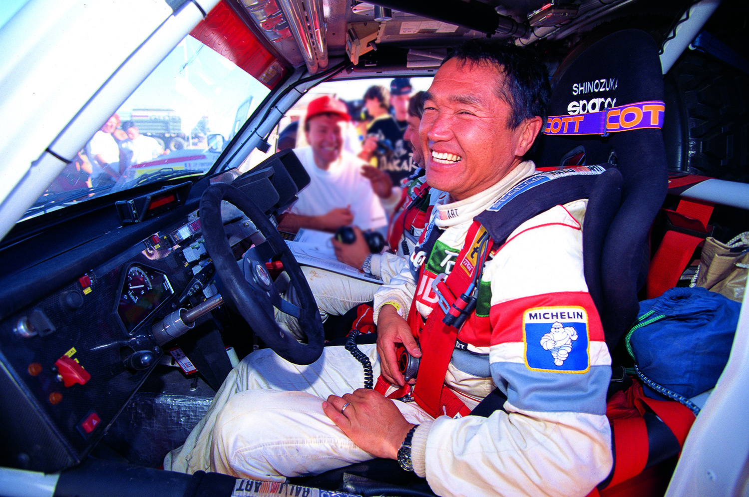 三菱とともに最前線を走り続けた篠塚建次郎の75年 | 自動車情報