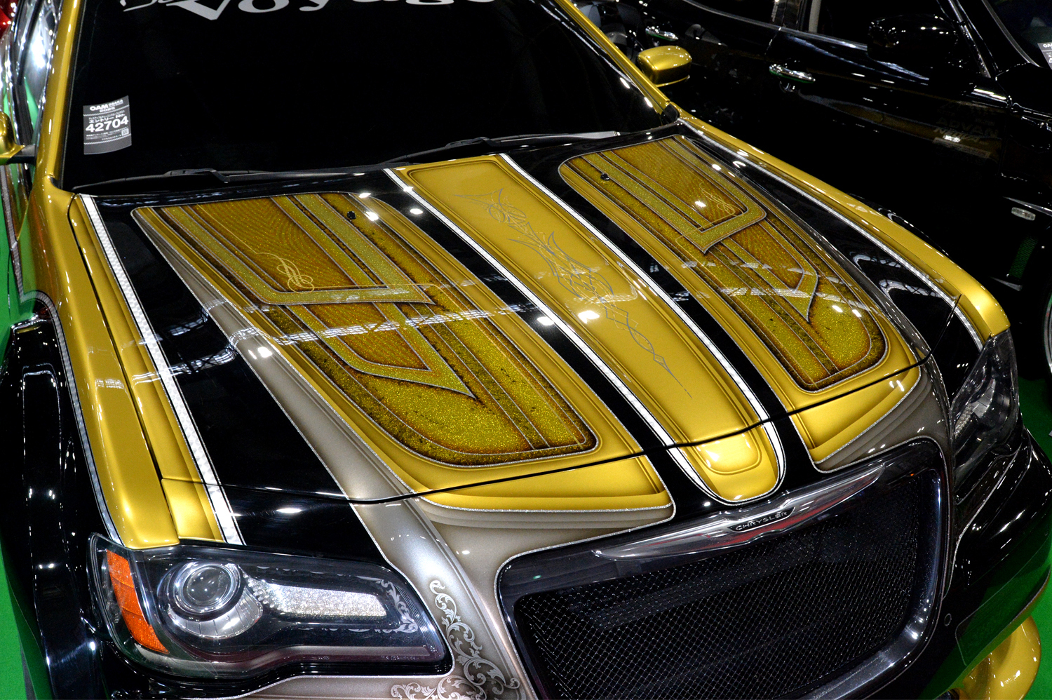 Total Car Produce Voyageのクライスラー300が美しすぎる！ 超本格