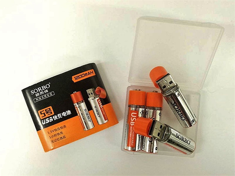 その発想が中国！ USB端子付き充電池が登場 | 日経クロステック（xTECH）