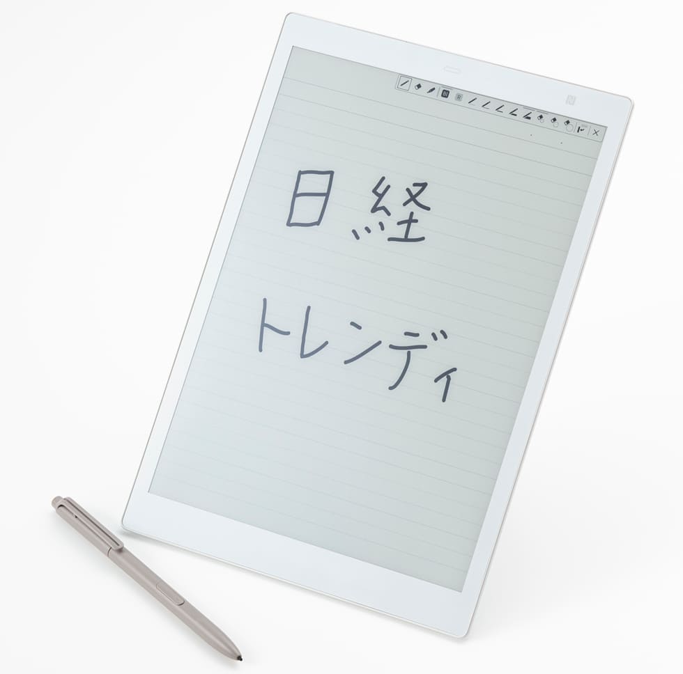 電子ペーパー富士通「クアデルノ」の書き味 ペンが充電不要：日経