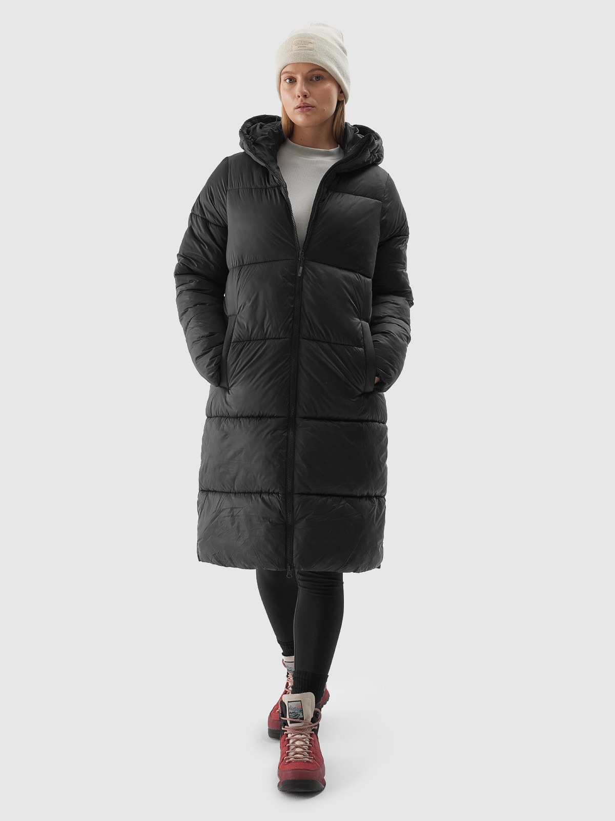 Women's long synthetic padded down coat - black | 4F: Sportswear