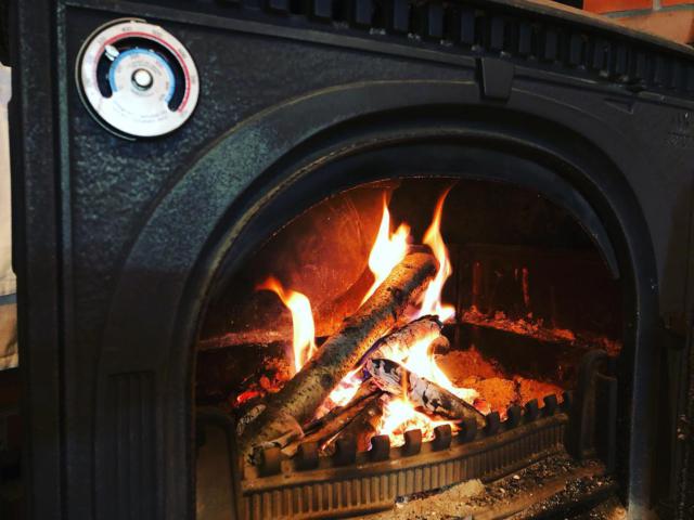 遠赤外線パネルヒーター「マイカの岩盤浴」の信州健康倶楽部