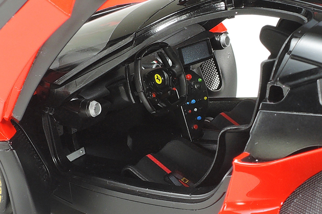 あの「フェラーリFXX K」を忠実に再現！タミヤが1/24スケールモデルを