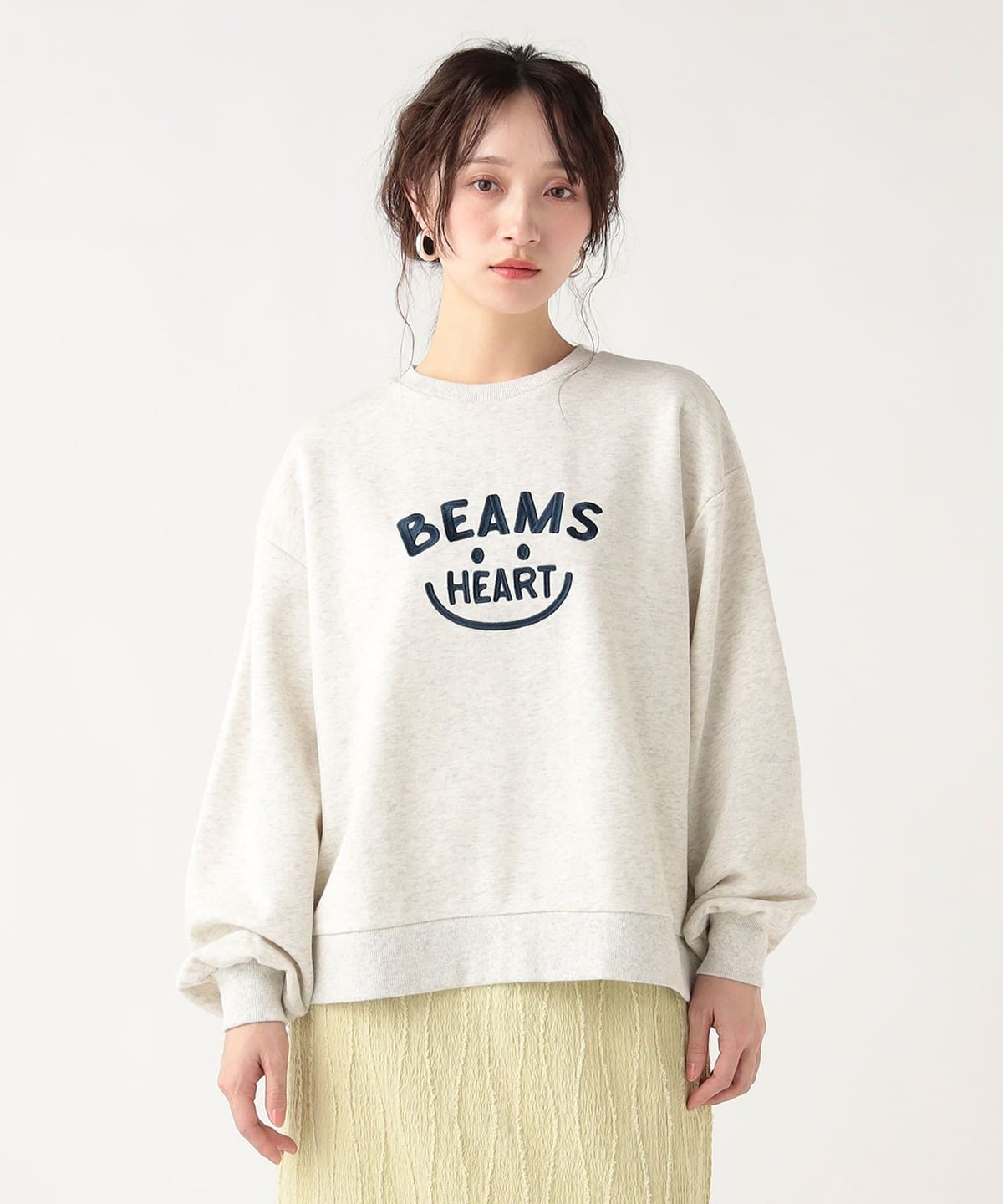 BEAMS HEART（ビームス ハート）スマイル刺繍 クルースウェット