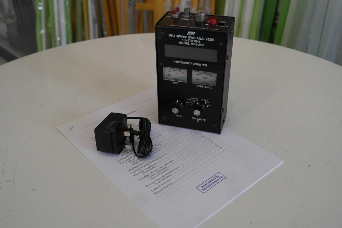 Second Hand MFJ-259 Antenna Analyzer - Radioworld UK