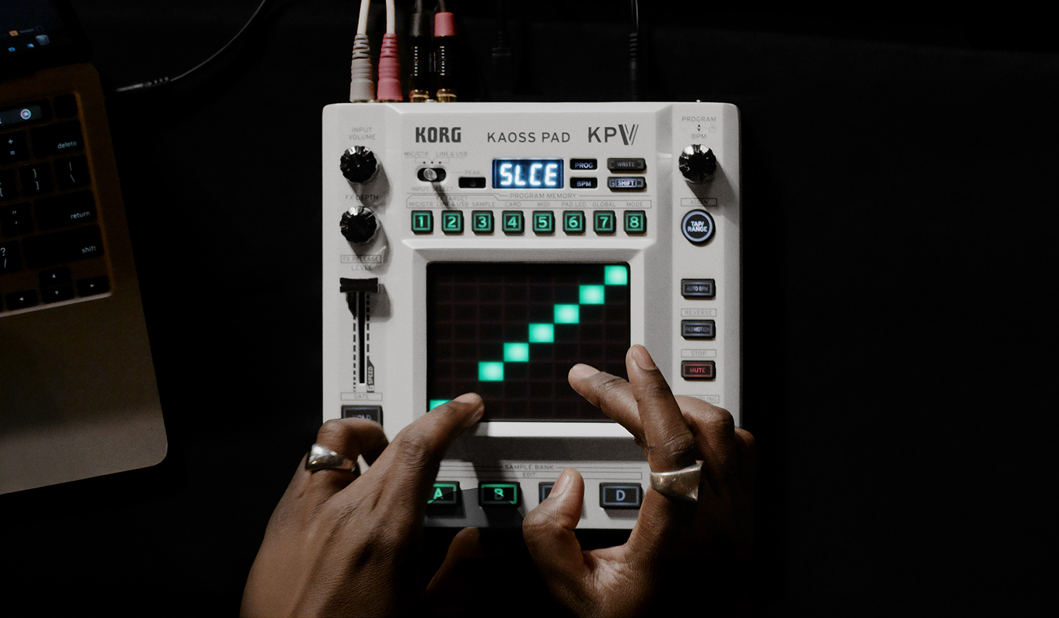 KAOSS PAD V - DYNAMIC EFFECT / SAMPLER | KORG (Japan)