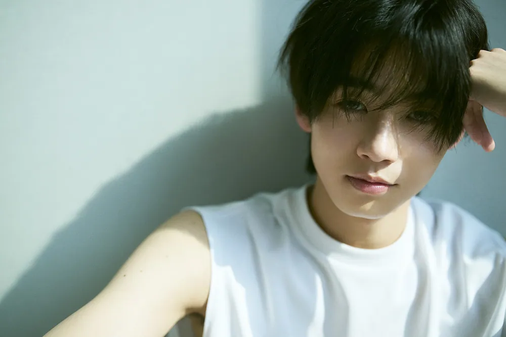 井内悠陽1st写真集 Fleur」井内悠陽 [タレント写真集] - KADOKAWA